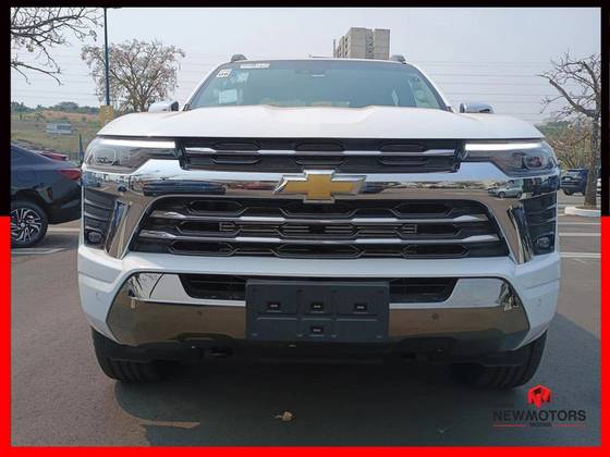 CHEVROLET S10 2.8 16V TURBO DIESEL HIGH COUNTRY CD 4X4 AUTOMÁTICO